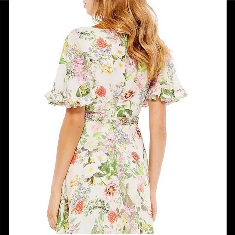 NWT MAC DUGGAL FLORAL V-NECK PLEATED MAXI DRESS Size 4 - Picture 13 of 15